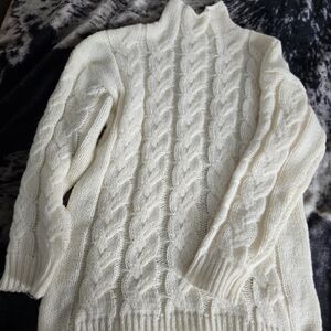Elegant Cable Knit Turtleneck Sweater